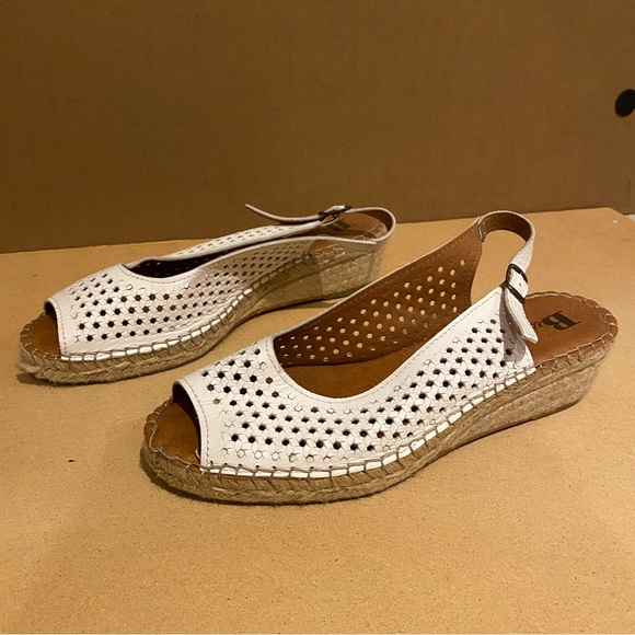 Browns sling back sandals size 39 - Picture 1 of 5